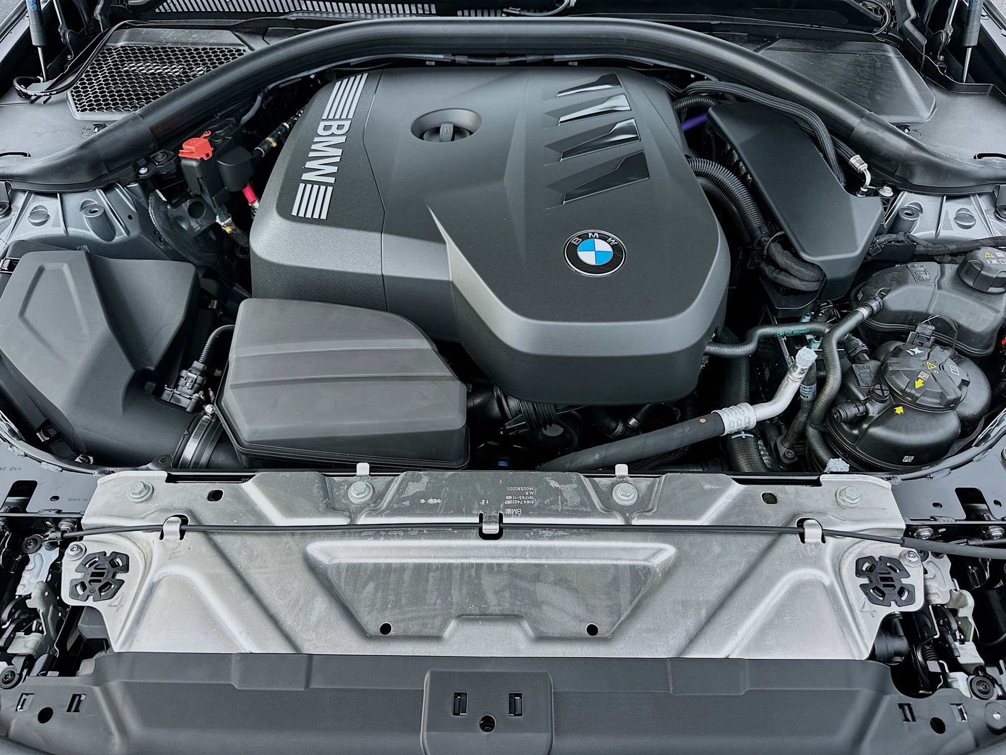 New 2026 BMW 330i Sedan w/ M Sport Package RWD image 25