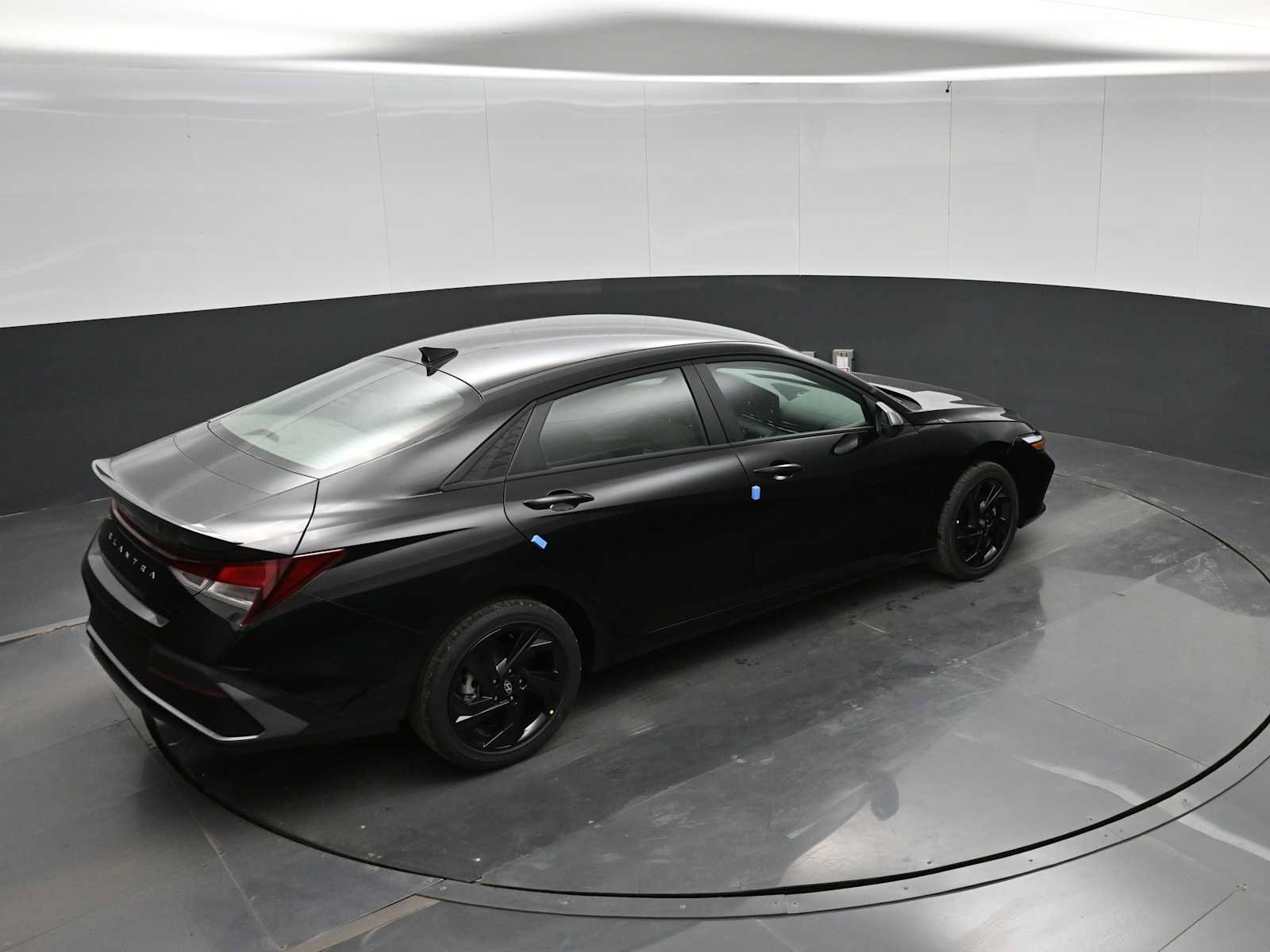 New 2026 Hyundai Elantra Sport FWD image 30