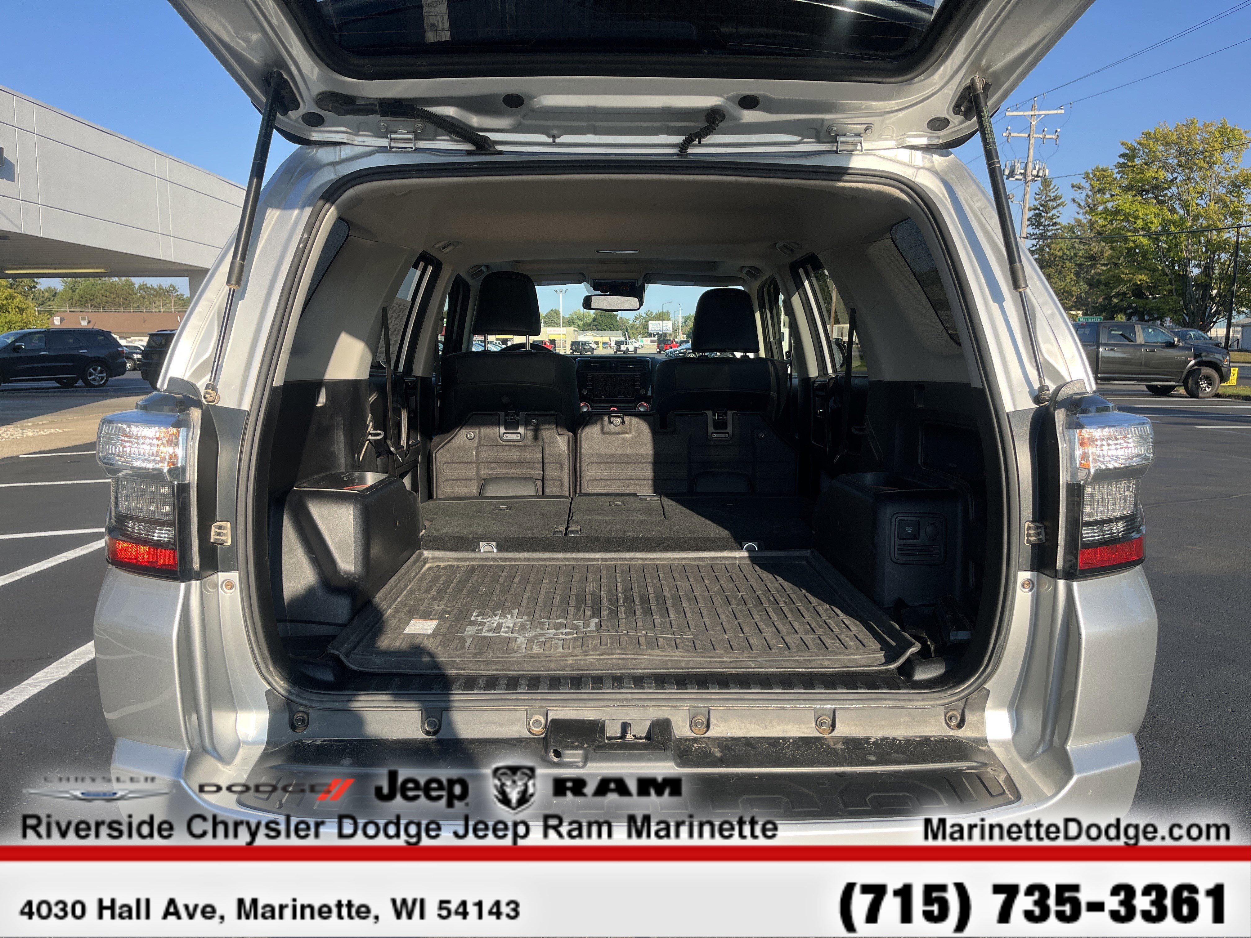 Used 2020 Toyota 4Runner Venture w/ Moonroof Package image 57