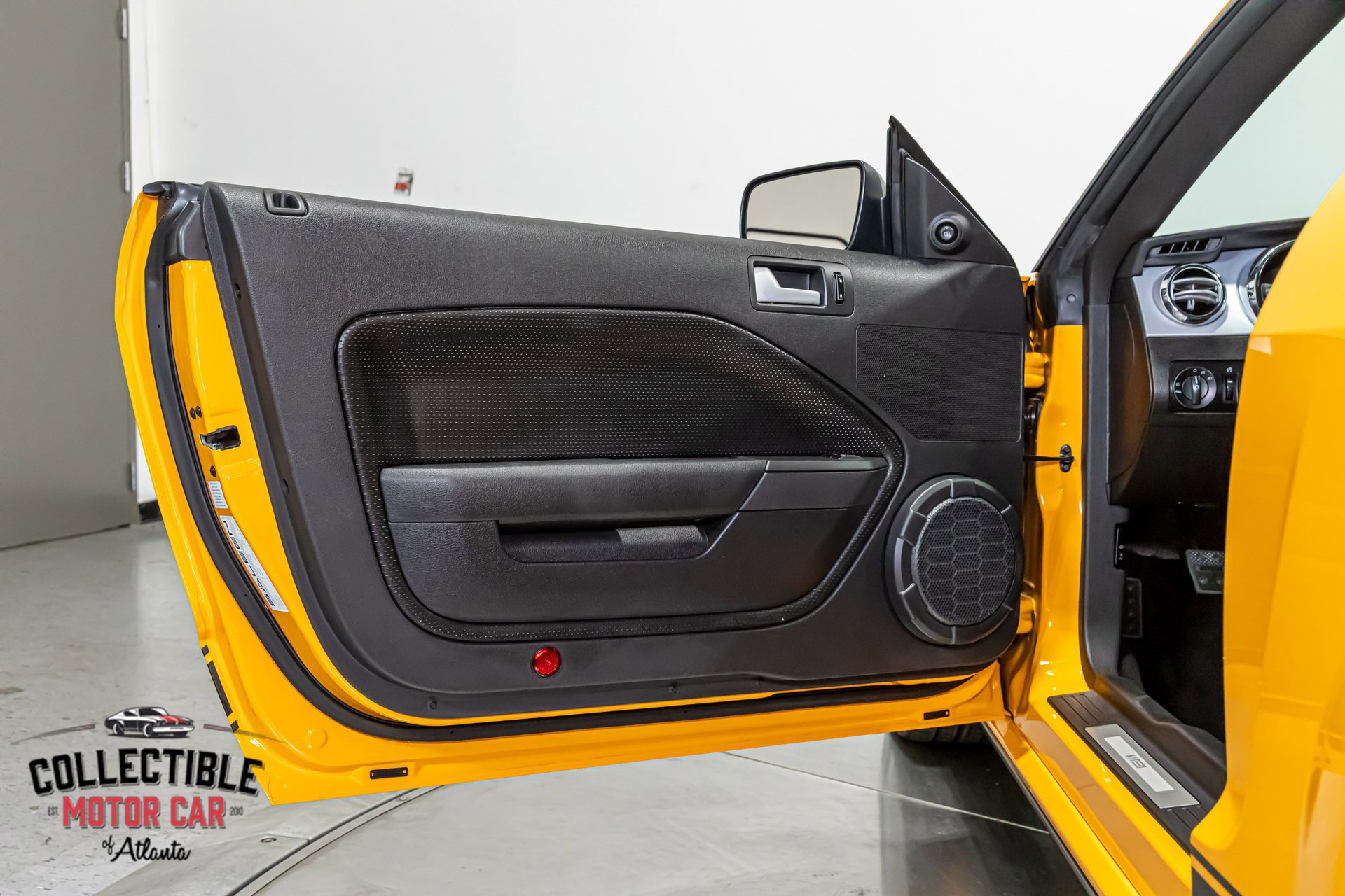 Used 2007 Ford Mustang GT RWD image 81