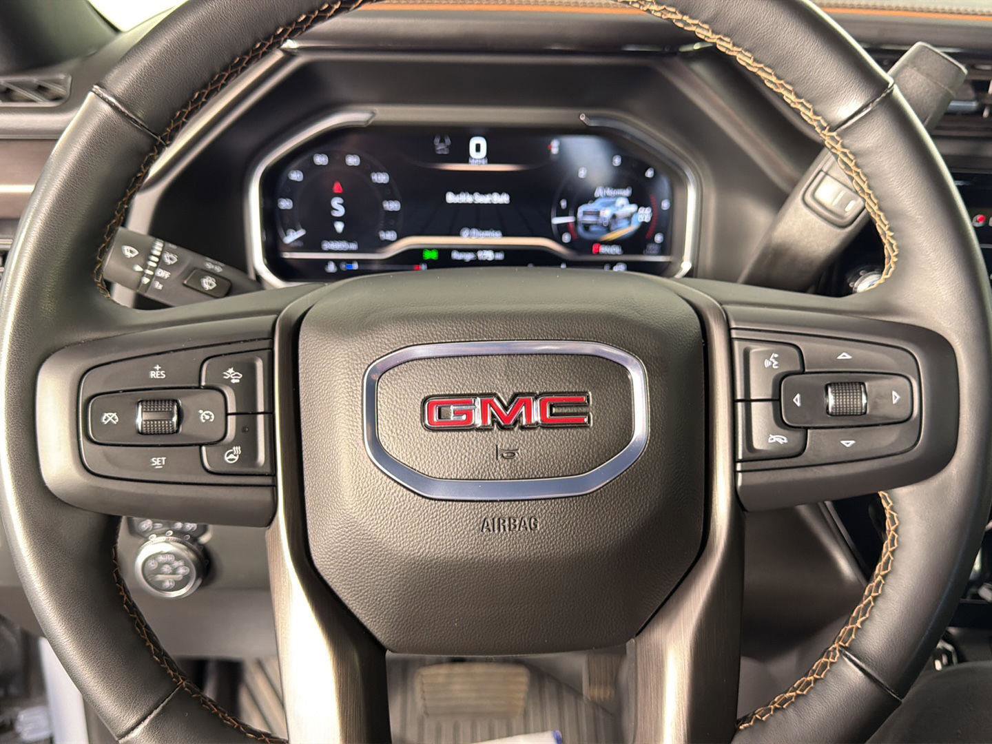 Used 2024 GMC Sierra 2500 AT4 w/ Technology Package AWD/4WD image 41