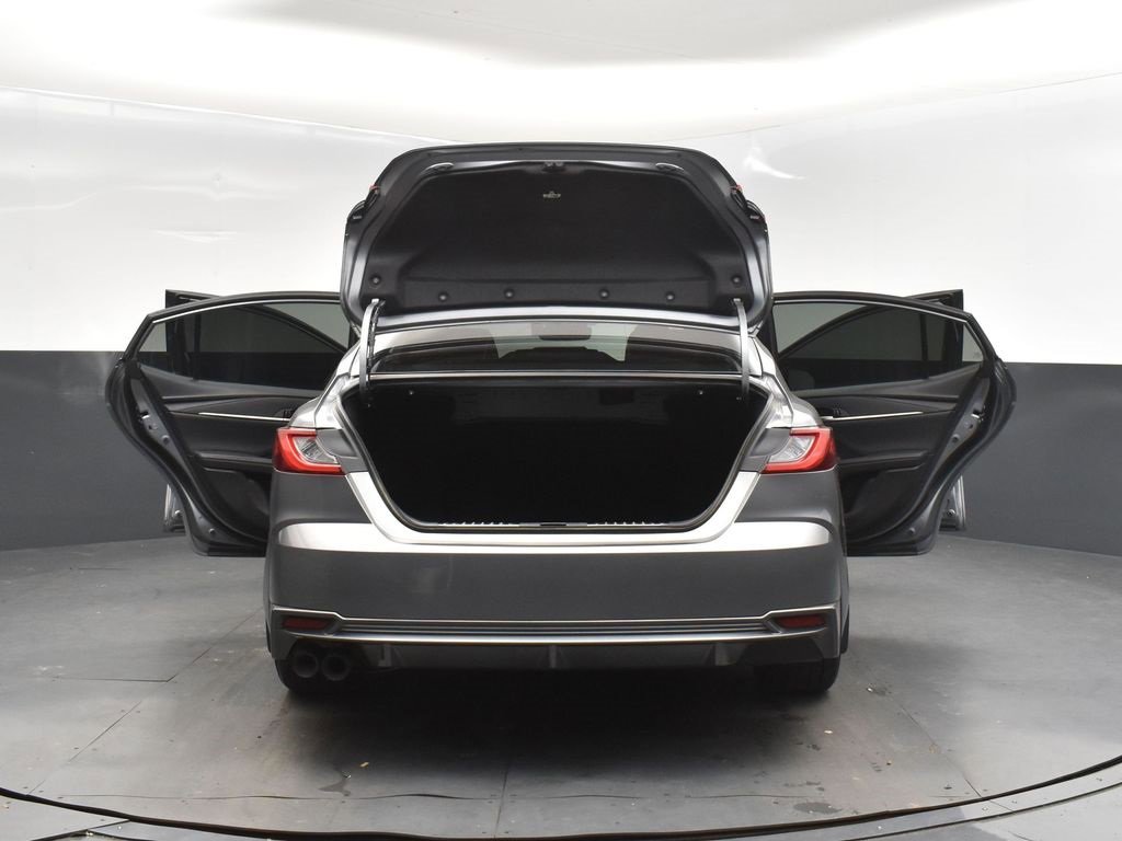 Used 2025 Toyota Camry XSE image 52