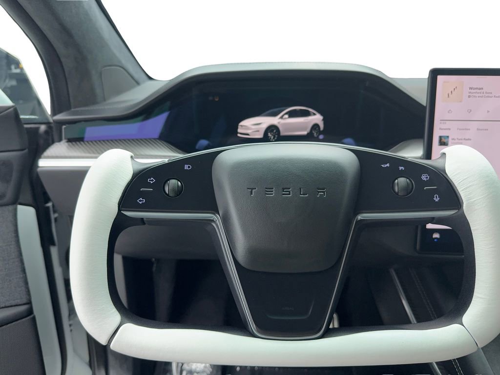 Used 2022 Tesla Model X Plaid image 28