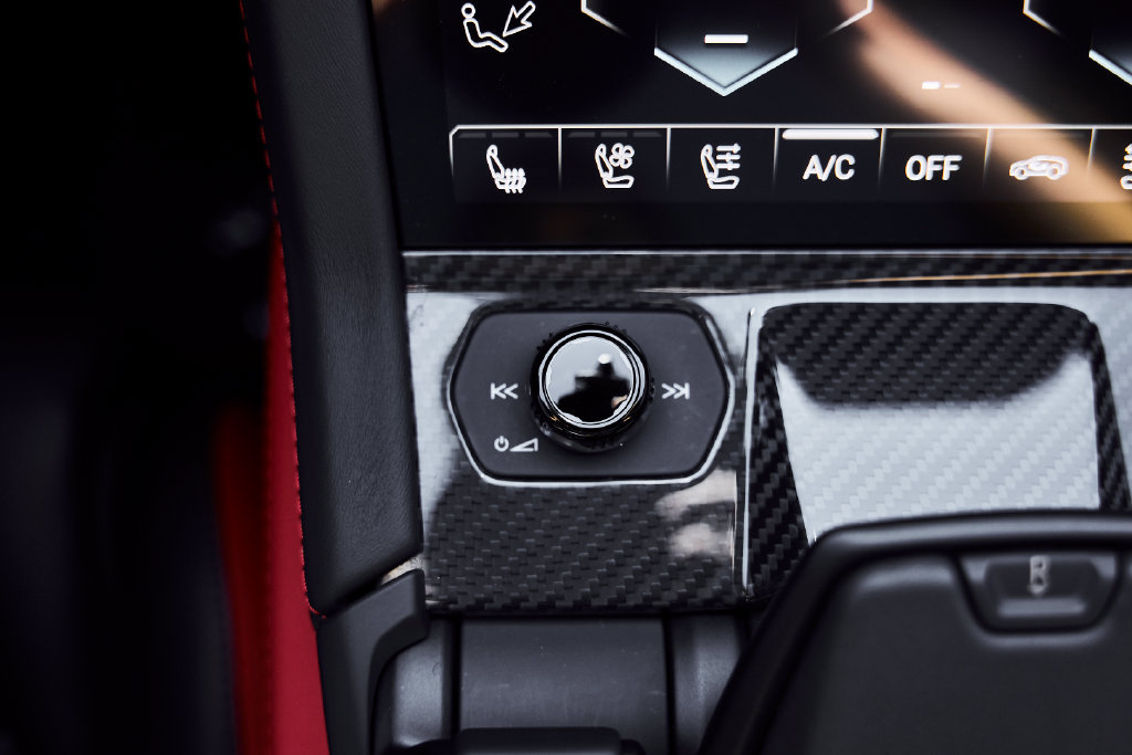 Used 2025 Lamborghini Urus S AWD/4WD image 68
