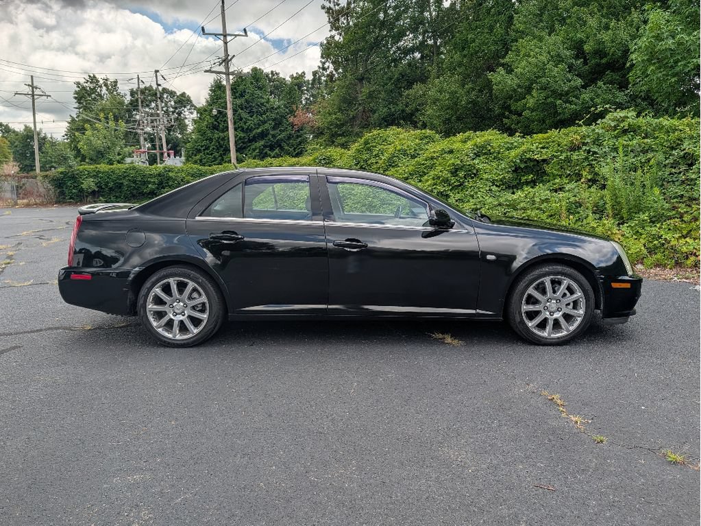 Used 2007 Cadillac STS w/ Wood Trim Package RWD image 4