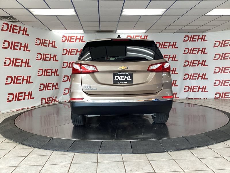 Used 2018 Chevrolet Equinox LT FWD image 6