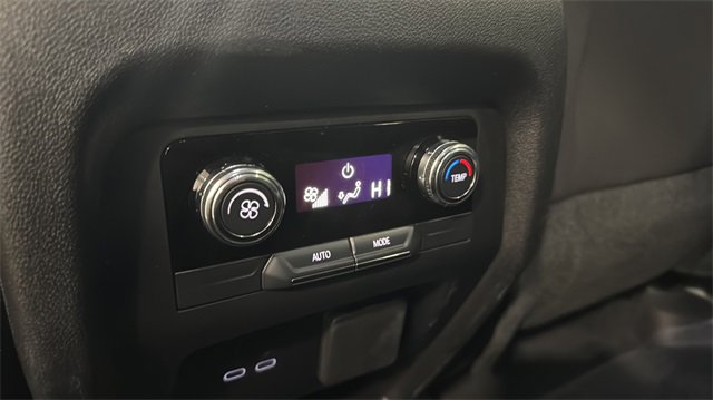 Used 2025 GMC Acadia Elevation image 26