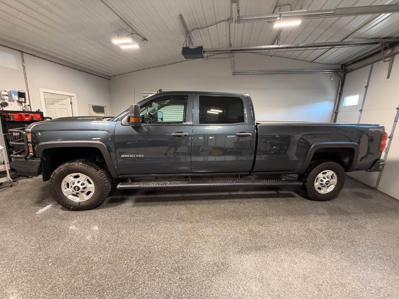 Used 2017 Chevrolet Silverado 2500 W/T w/ WT Convenience Package AWD/4WD image 7