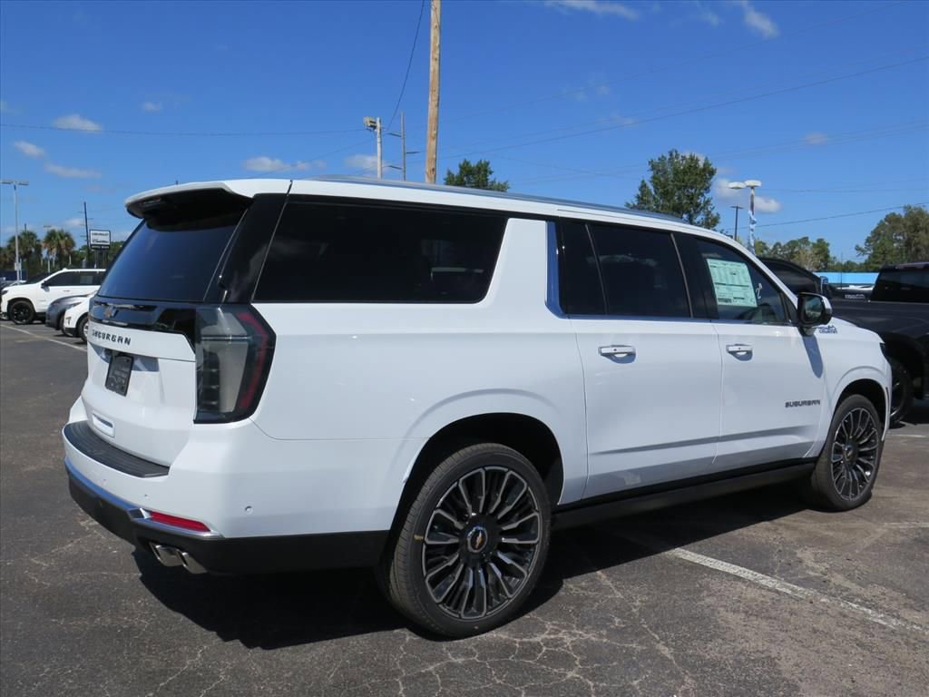 New 2026 Chevrolet Suburban High Country image 4