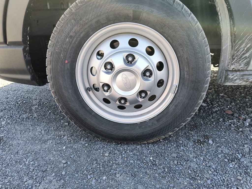 New 2024 Ford Transit 150 148 Medium Roof AWD image 28