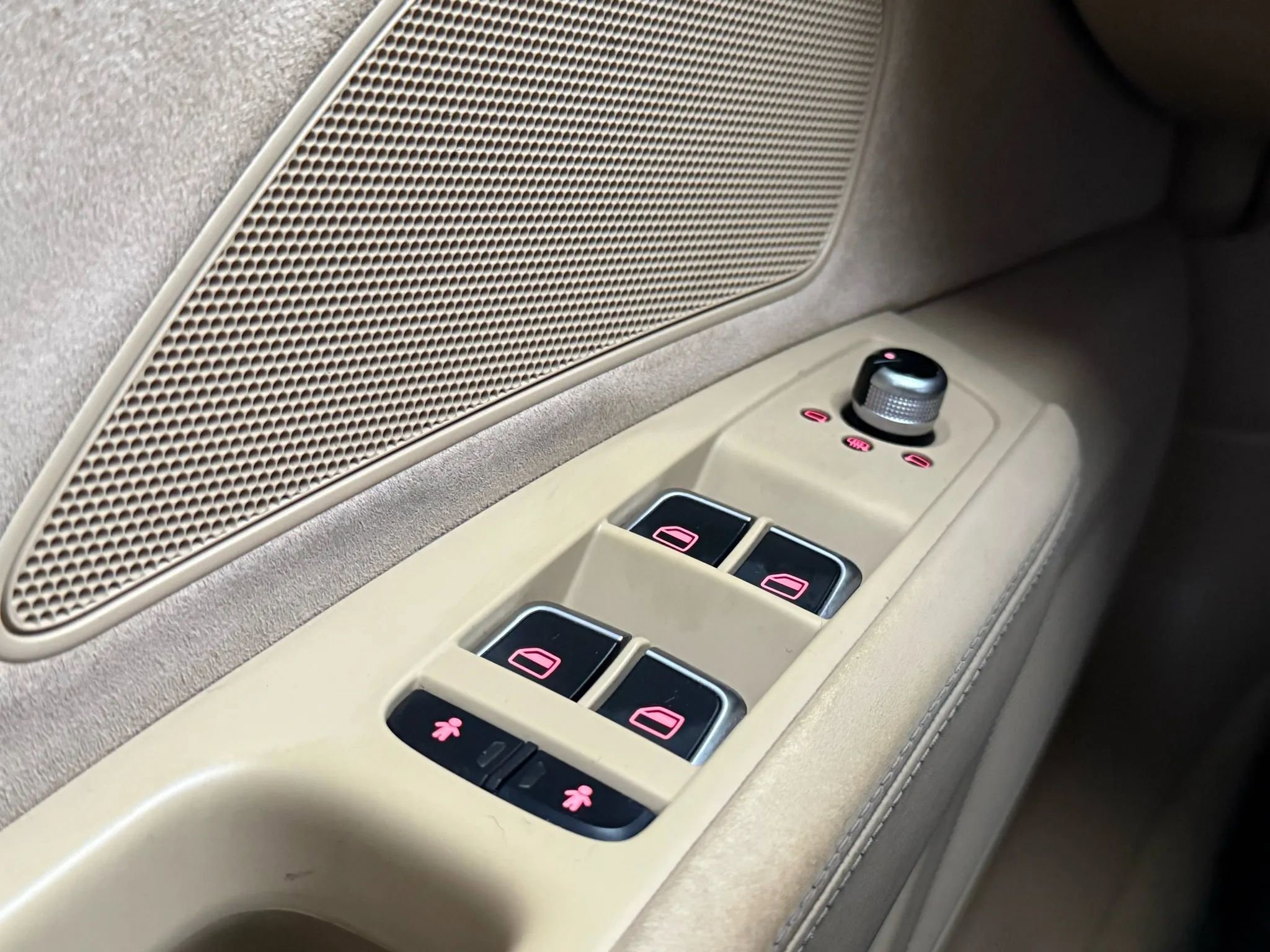 Used 2017 Audi A8 L 4.0T image 51