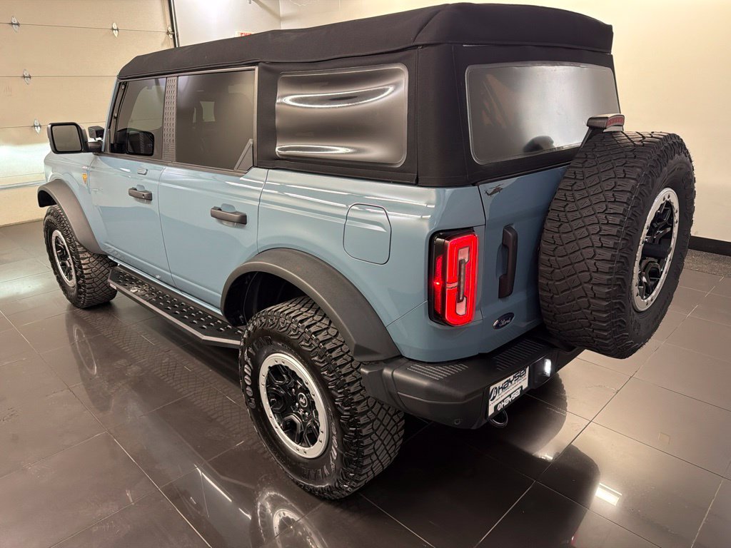 Used 2023 Ford Bronco Badlands w/ Sasquatch Package AWD/4WD image 4