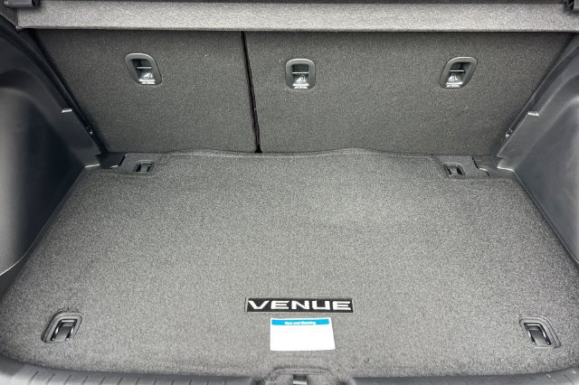 New 2026 Hyundai Venue SEL FWD image 14