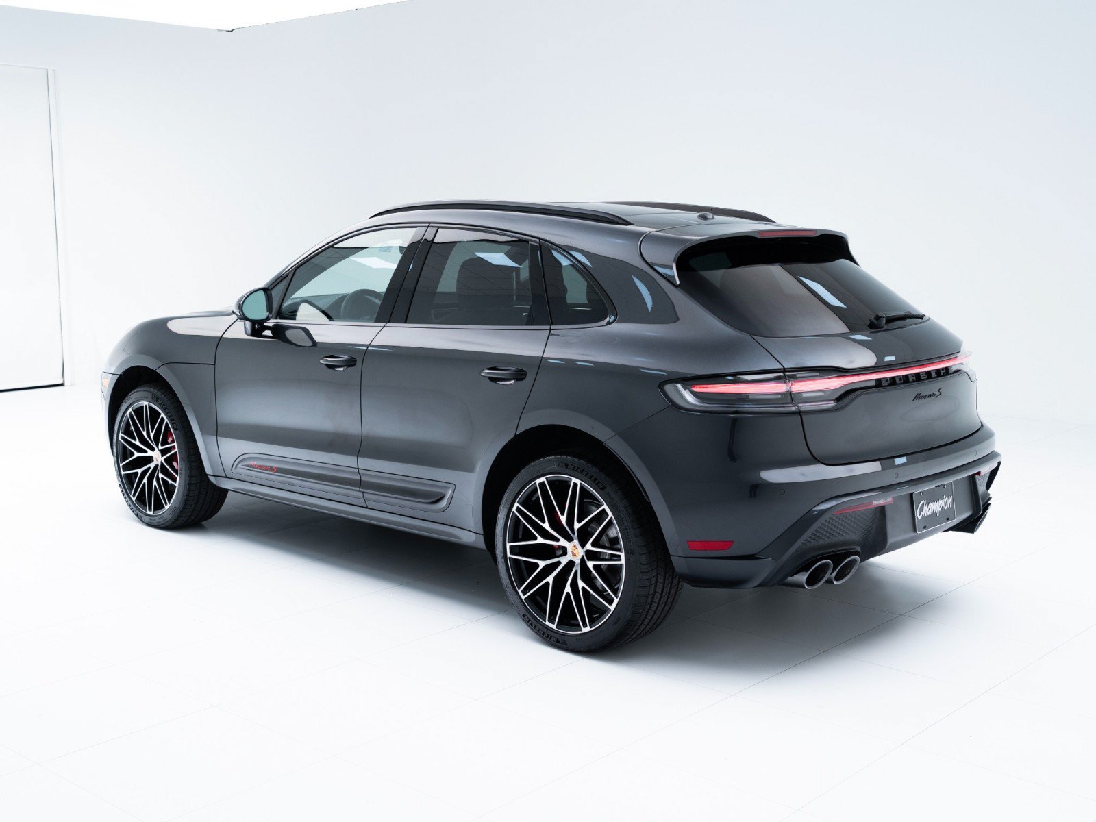 New 2026 Porsche Macan S AWD/4WD image 3