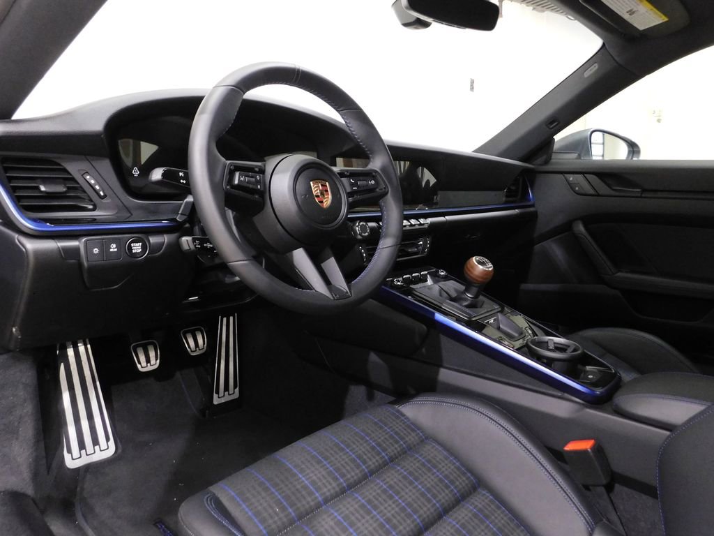 Used 2025 Porsche 911 Carrera T image 37