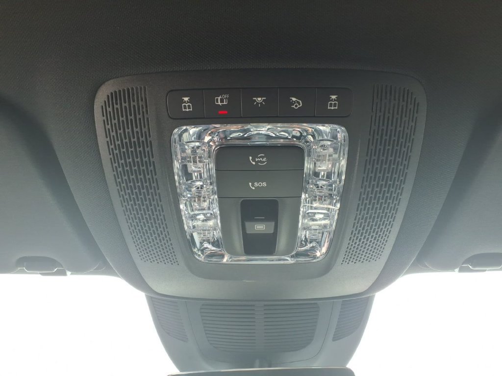 New 2026 Mercedes-Benz GLS 450 4MATIC image 25