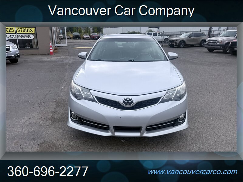 Used 2014 Toyota Camry SE FWD image 9