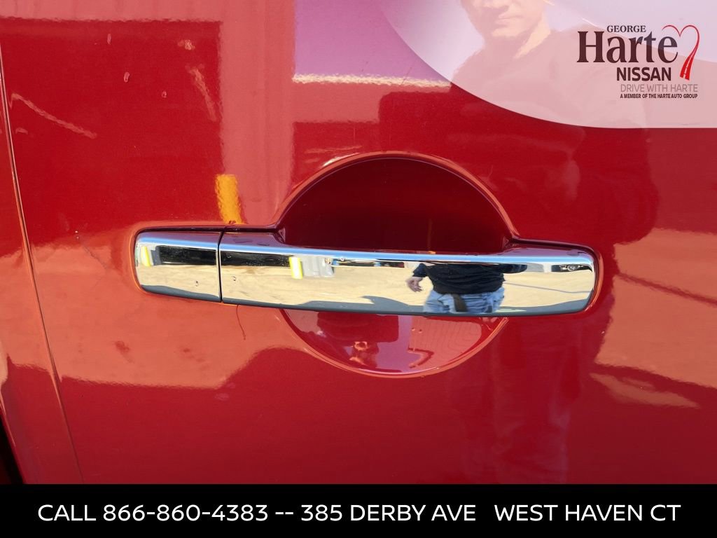 Used 2016 Nissan Frontier SL image 8