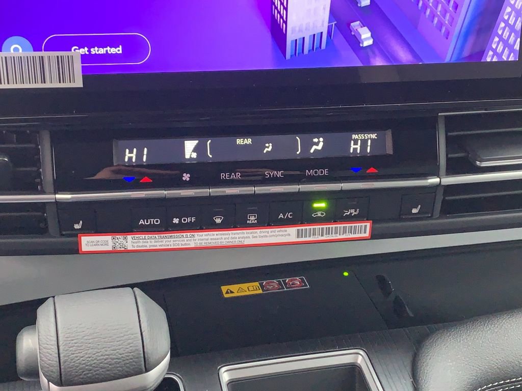 New 2026 Toyota Sienna XLE image 23