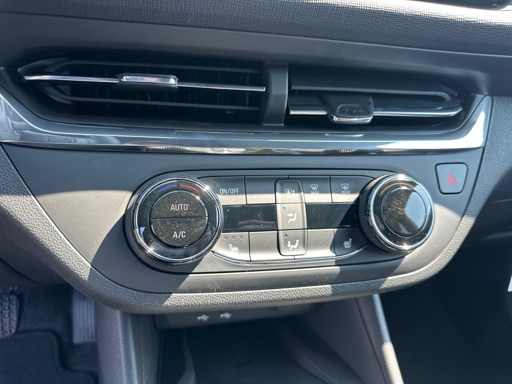New 2026 Buick Envista Sport Touring w/ Convenience I Package FWD image 21