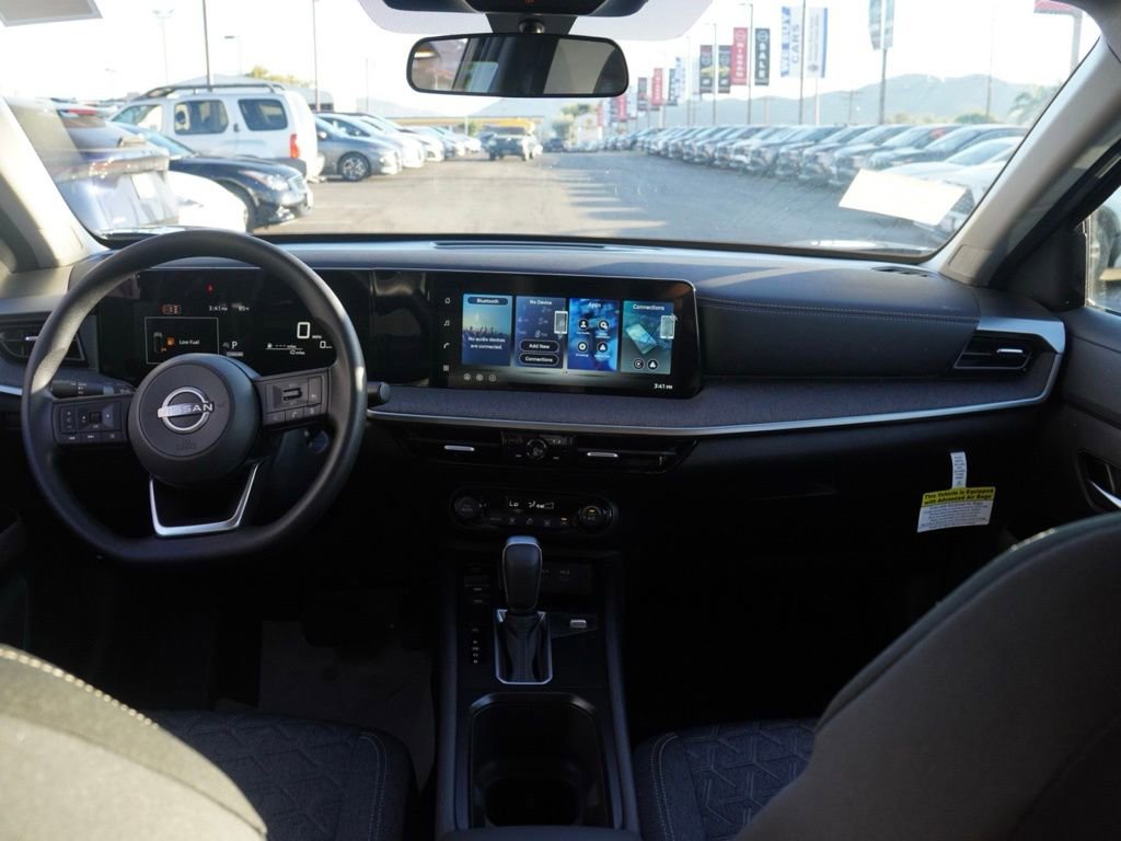 New 2026 Nissan Kicks SV image 21