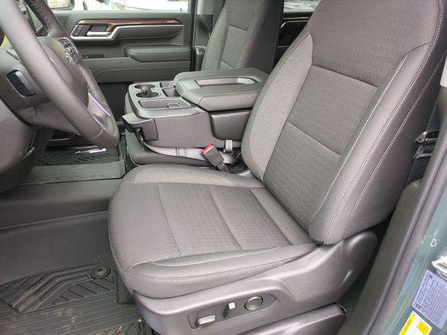 New 2026 Chevrolet Silverado 2500 LT w/ Trail Boss Package AWD/4WD image 12