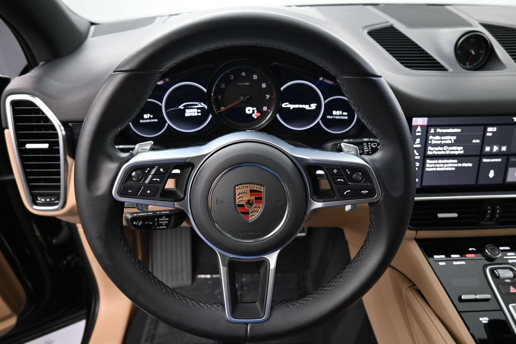 Certified 2021 Porsche Cayenne S AWD/4WD image 12