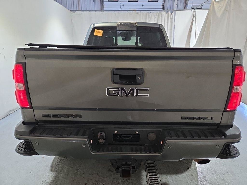 Used 2017 GMC Sierra 2500 Denali w/ Suspension Package, Off-Road AWD/4WD image 5