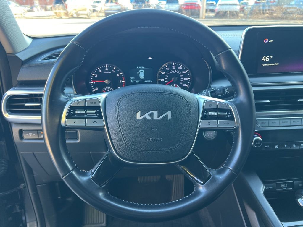 Used 2022 Kia Telluride LX image 13