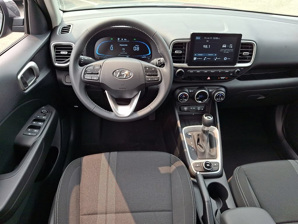 New 2026 Hyundai Venue SEL FWD image 8