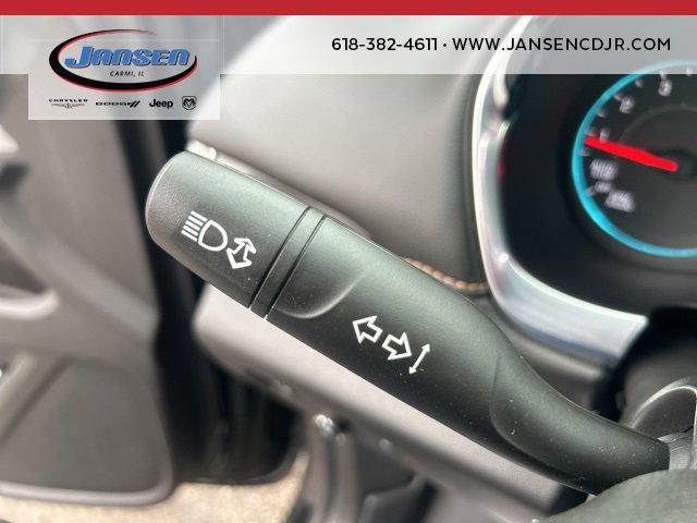 Used 2019 Chevrolet Traverse LT image 16