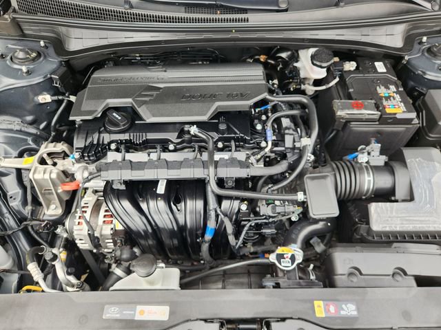 Used 2024 Hyundai Elantra SEL FWD image 31