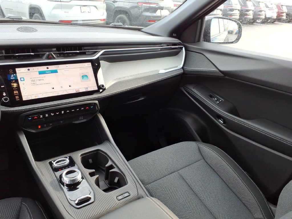 New 2026 Jeep Cherokee Laredo AWD/4WD image 15