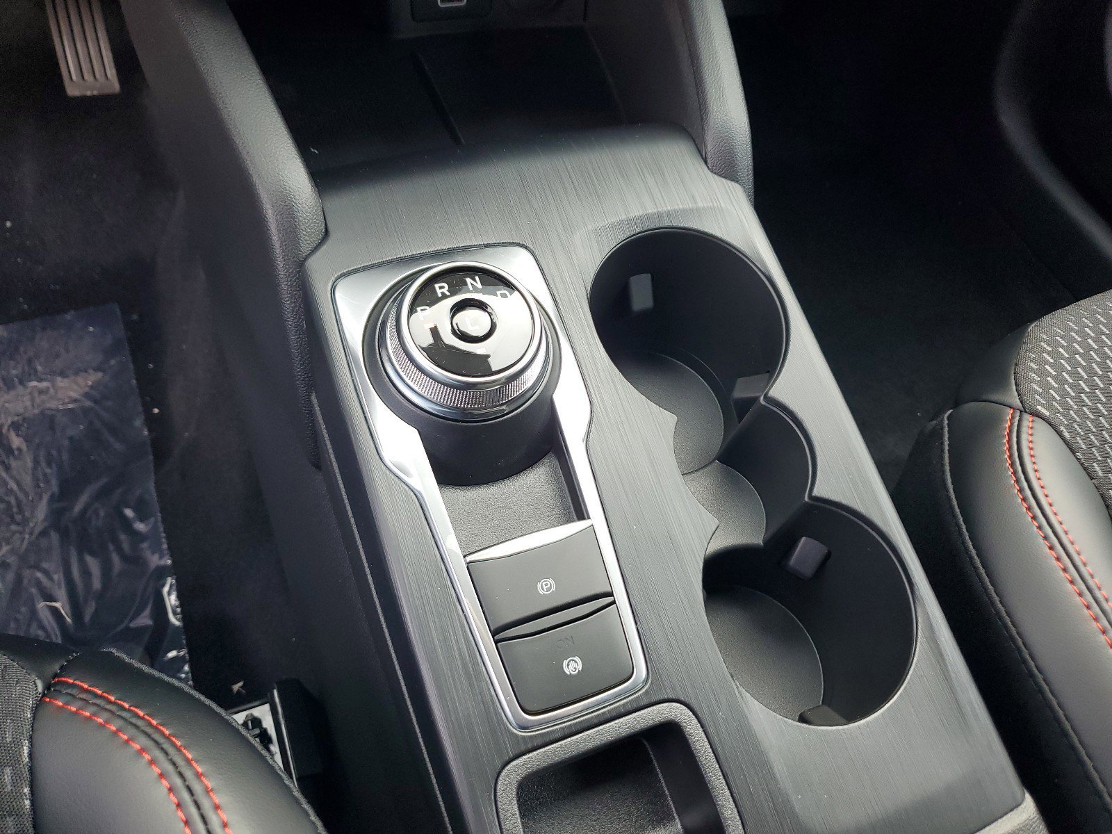 New 2025 Ford Escape ST-Line w/ Equipment Group 301A image 18