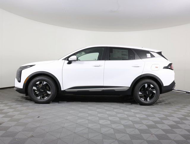 New 2026 Kia Sportage LX image 6