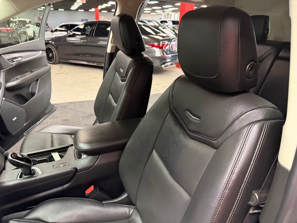 Used 2019 Cadillac XT5 Luxury FWD image 34