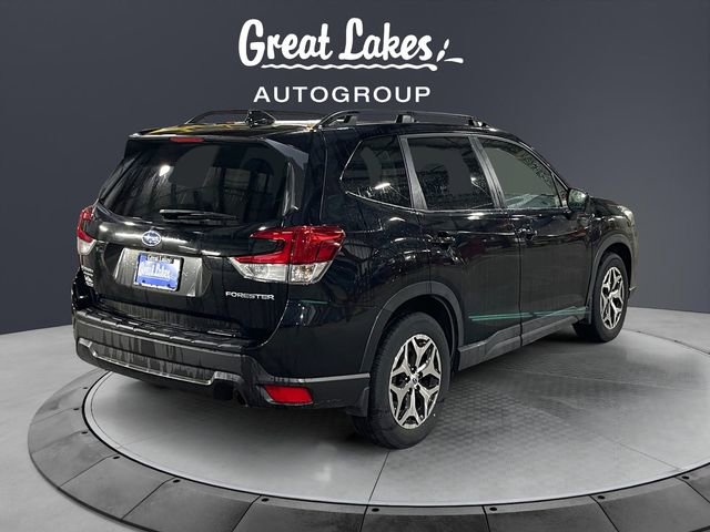 Used 2023 Subaru Forester Premium AWD/4WD image 5