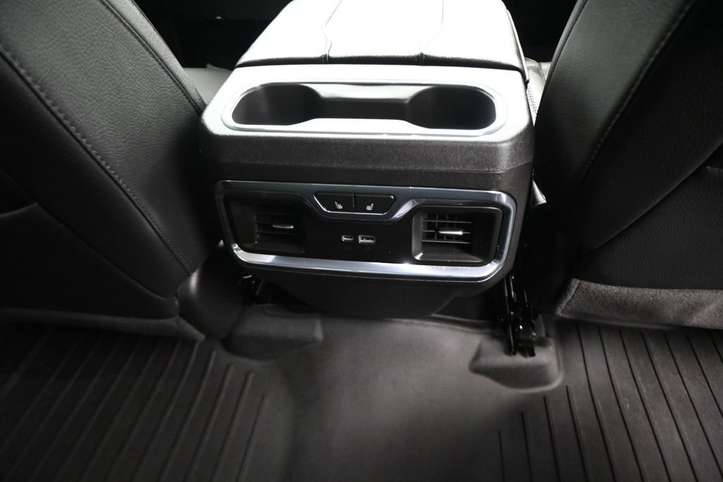 Used 2026 GMC Sierra 1500 Denali AWD/4WD image 11