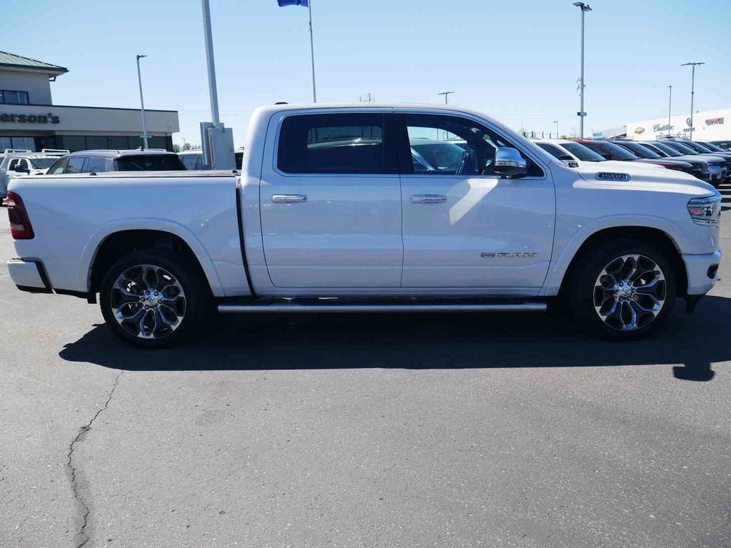 Used 2022 RAM 1500 Limited w/ Body-Colour Bumper Group image 28