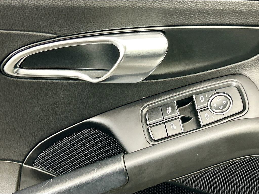 Used 2015 Porsche Boxster Base image 18