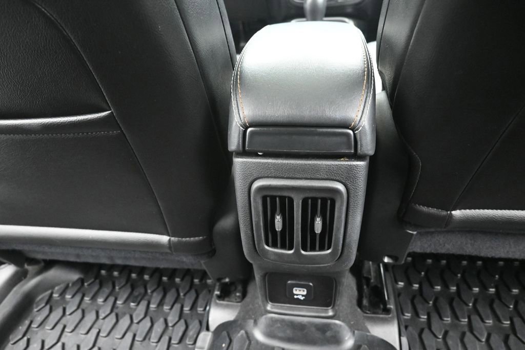 Used 2020 Jeep Compass Latitude AWD/4WD image 10
