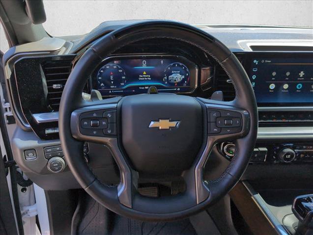 Used 2025 Chevrolet Silverado 1500 High Country AWD/4WD image 19