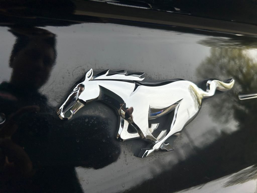 Used 2020 Ford Mustang Coupe image 34