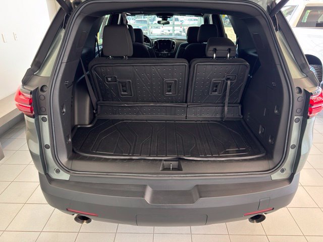 Certified 2023 Chevrolet Traverse LT w/ LPO, Floor Liner Package AWD/4WD image 45