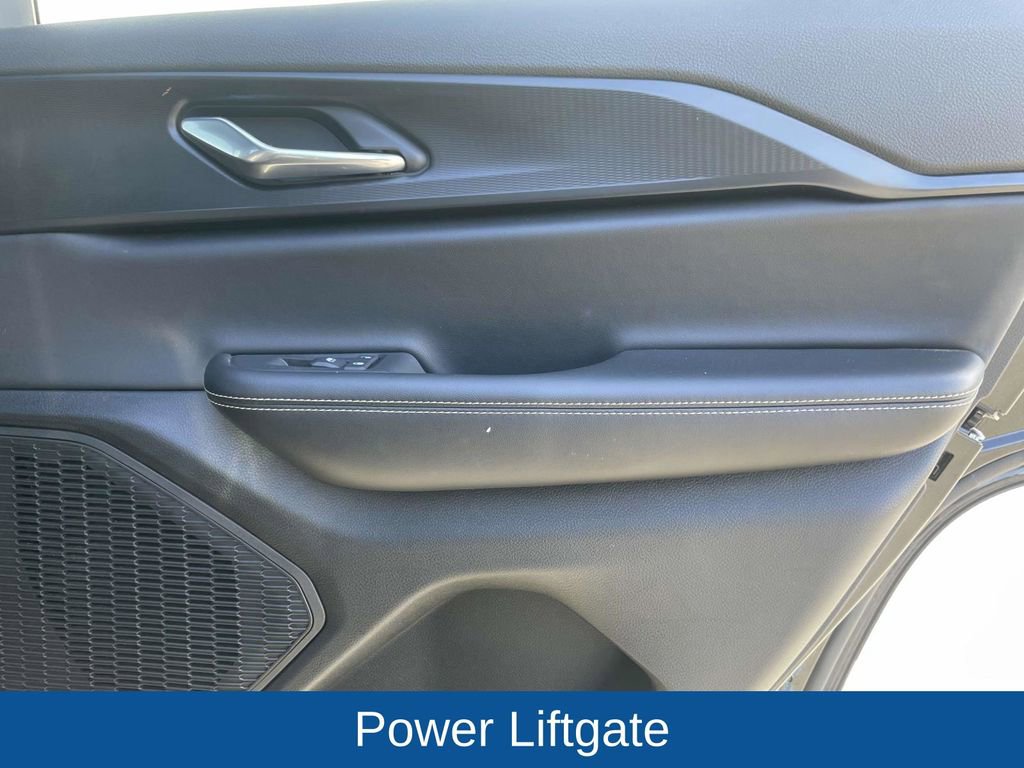 Certified 2025 Jeep Grand Cherokee Altitude image 18