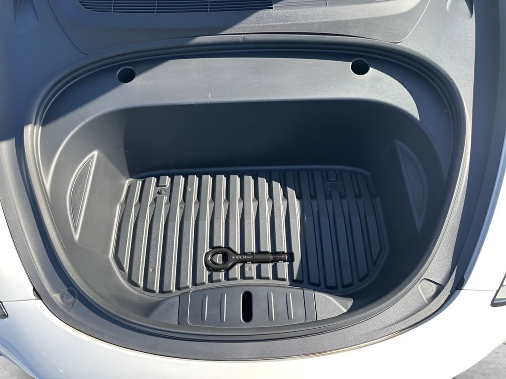 Used 2020 Tesla Model 3 Standard Range Plus image 33