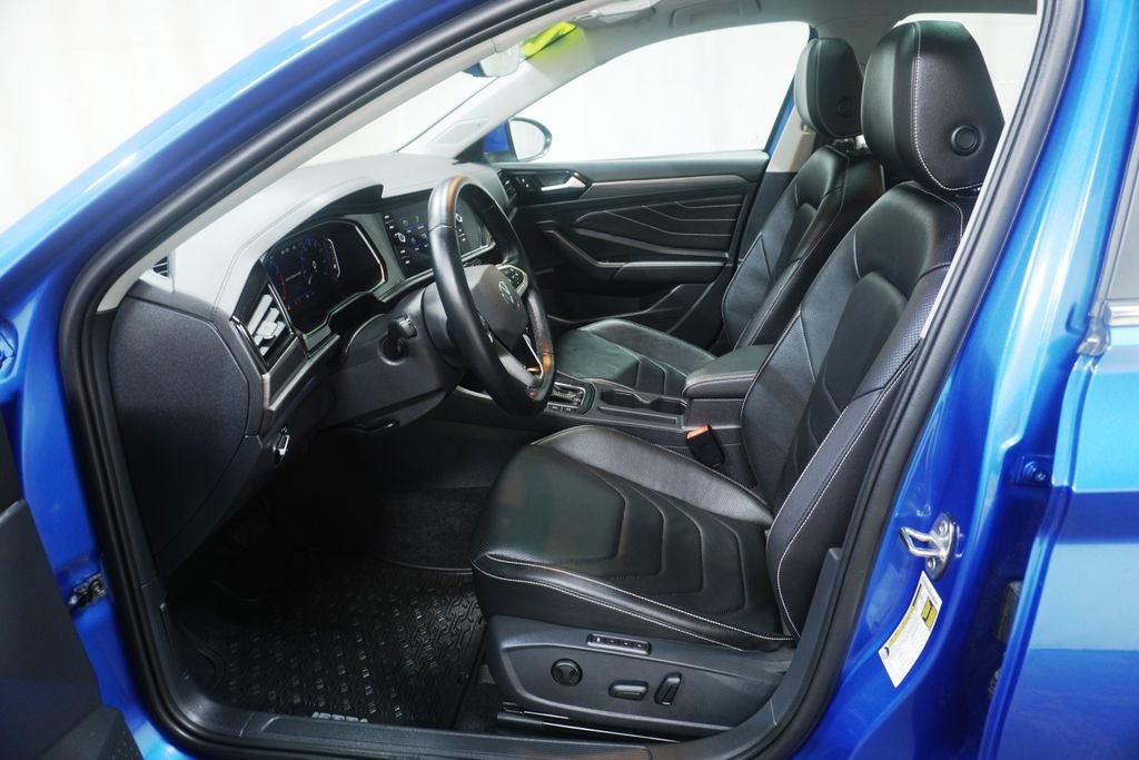 Used 2023 Volkswagen Jetta SEL image 8