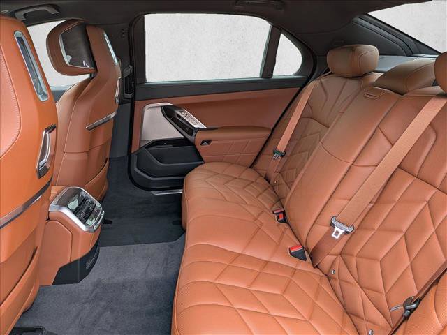 New 2026 BMW 740i xDrive AWD/4WD image 17