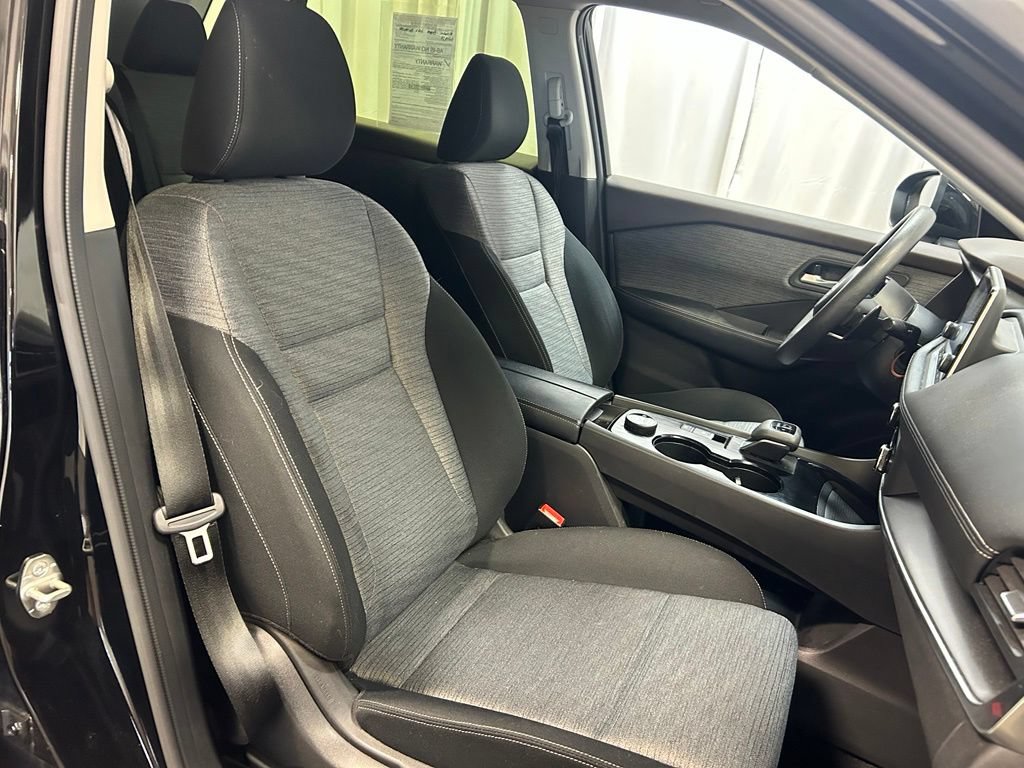 Used 2023 Nissan Rogue SV AWD/4WD image 20