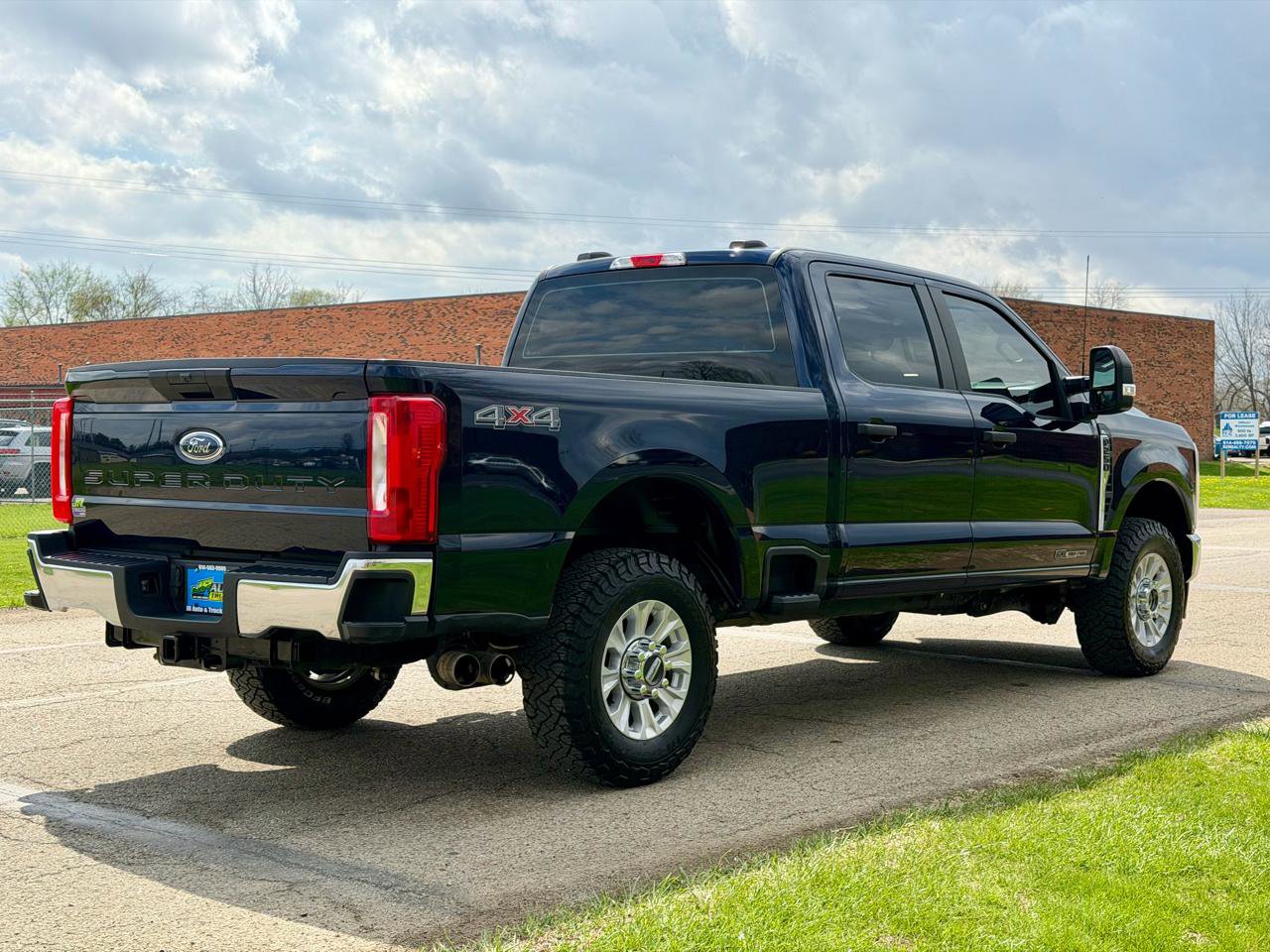 Used 2023 Ford F250 XL w/ XL Chrome Package image 6